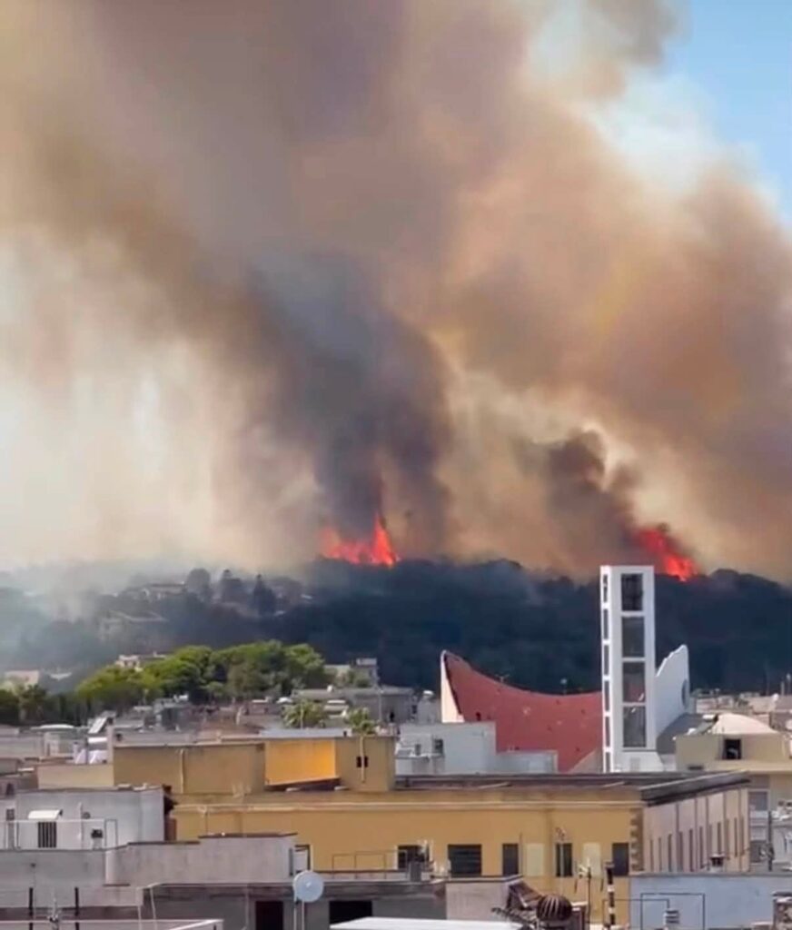 incendio ruffano puglia