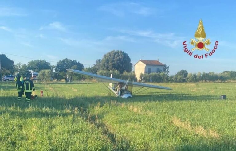 incidente ultraleggero Castiglion Fiorentino