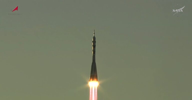 lancio razzo soyuz