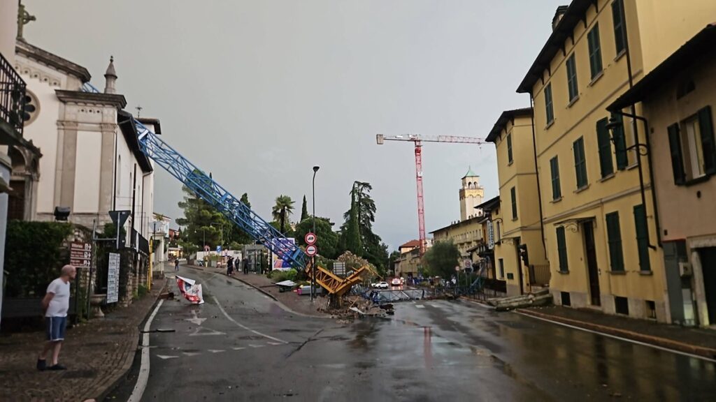 maltempo gardone riviera lombardia