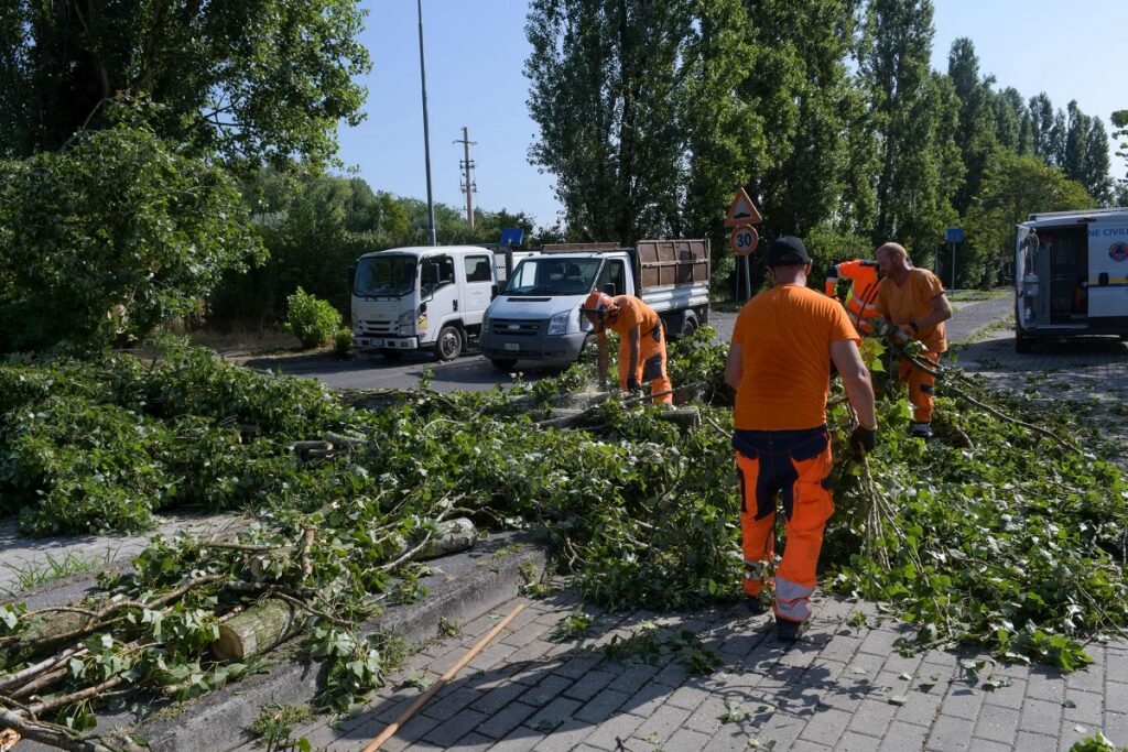 Maltempo milano lombardia