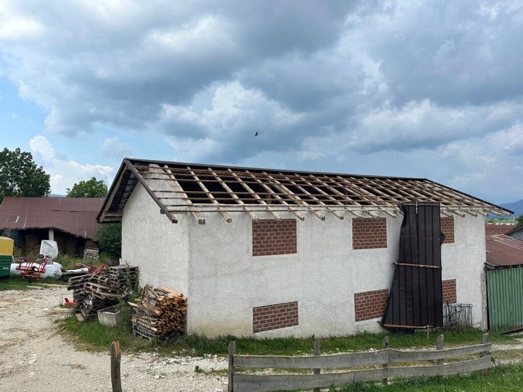 maltempo tornado enego veneto