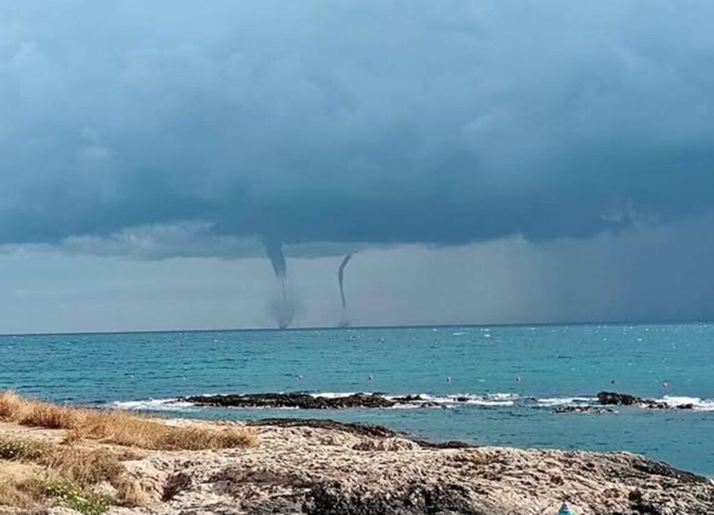 maltempo trombe marine monopoli puglia
