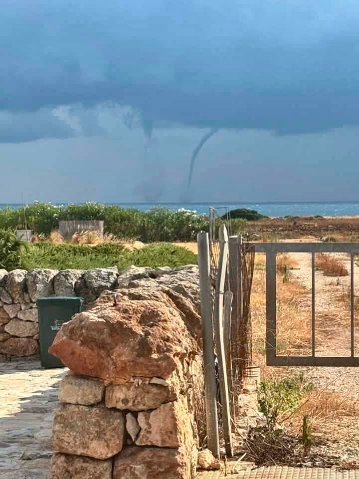 maltempo trombe marine monopoli puglia