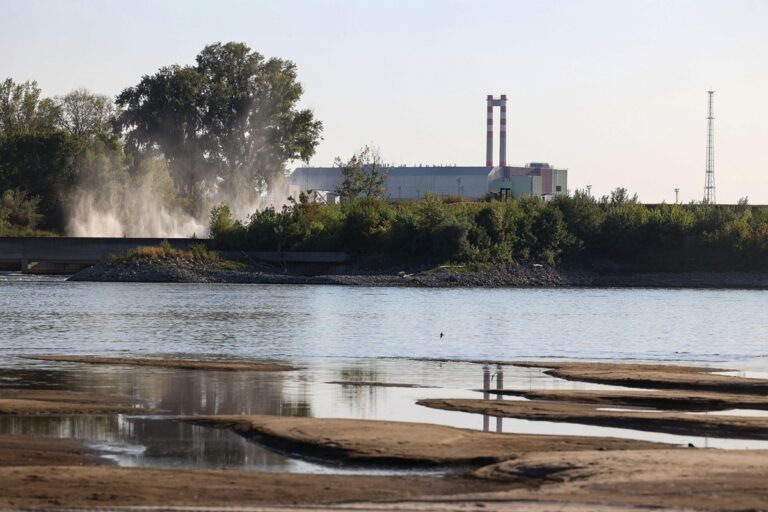 siccità danubio centrale nucleare ungheria