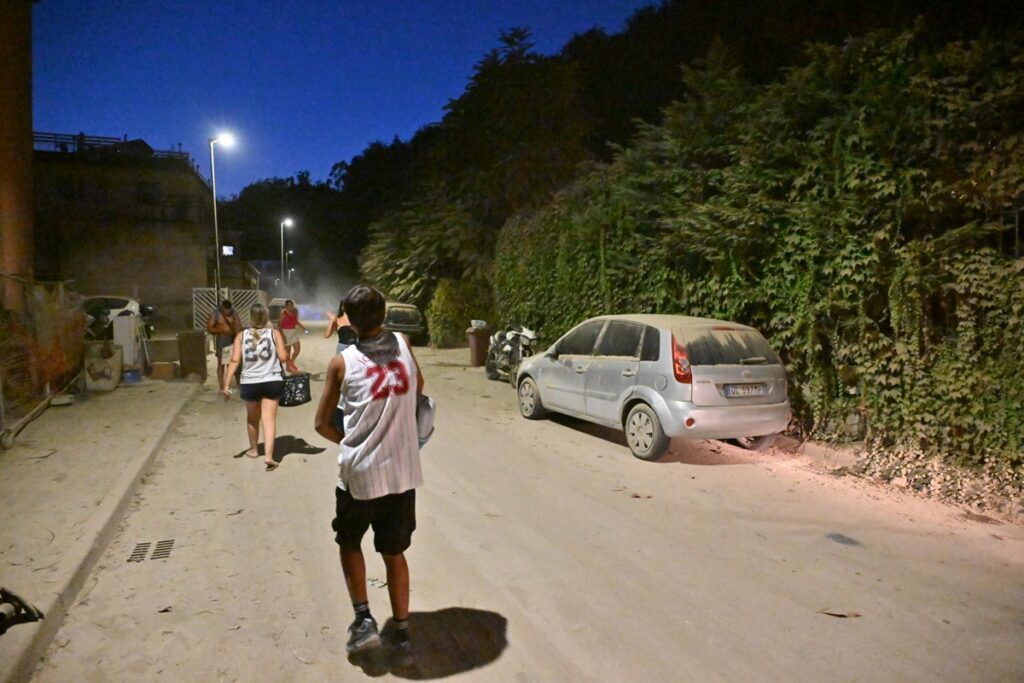 terremoto campi flegrei