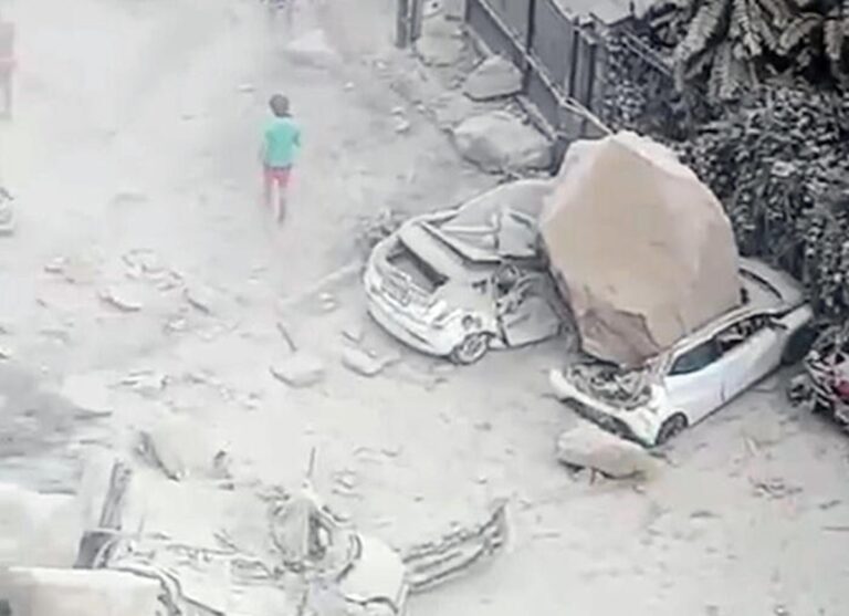 terremoto pozzuoli campi flegrei