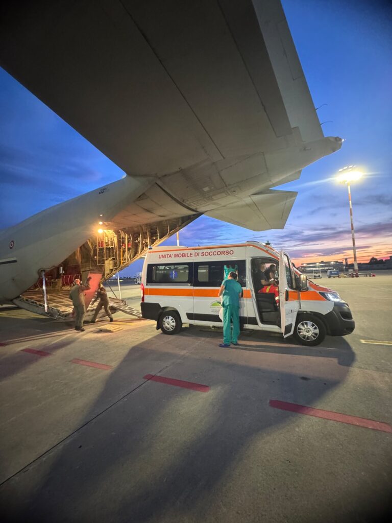 trasporto napoli bergamo aeronautica militare
