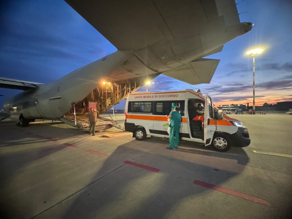 trasporto napoli bergamo aeronautica militare