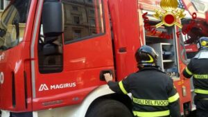 Incendio vigili del fuoco