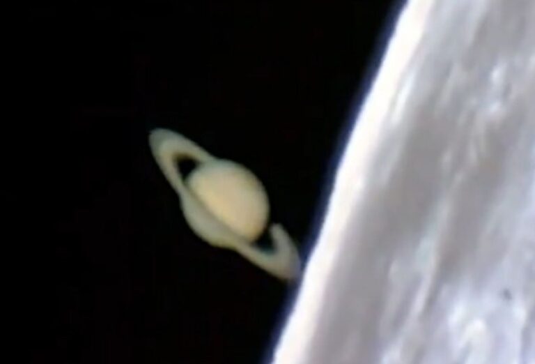 Saturno