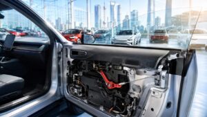 Tesla, richiamo per quasi 3 milioni di auto in Cina il caso delle maniglie di emergenza che coinvolge anche tanti altri brand