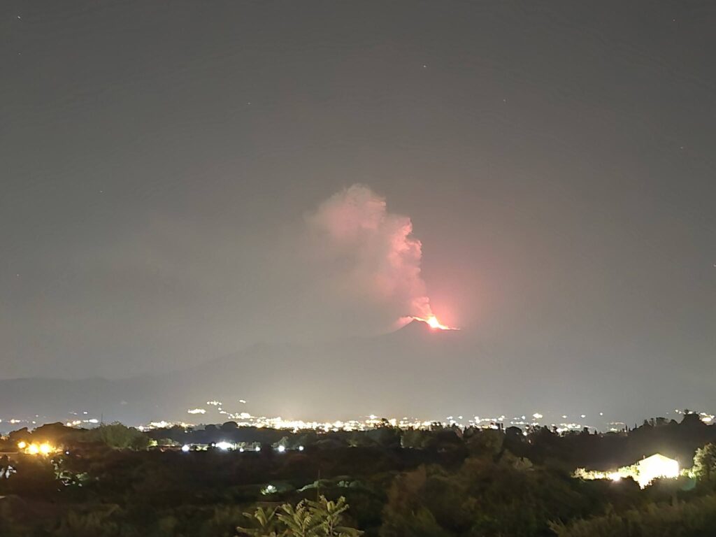 eruzione etna 6 agosto 2026