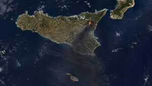 eruzione etna satelliti spazio