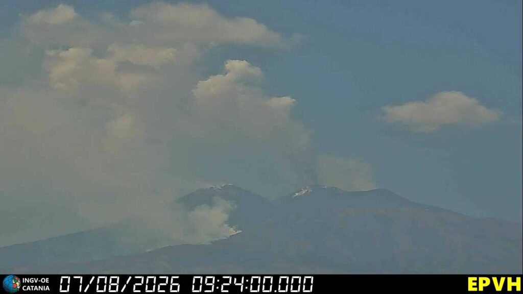 etna eruzione oggi