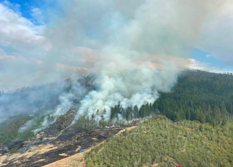 incendi british columbia canada