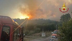 incendio arzana sardegna