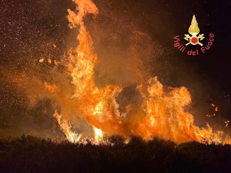 incendio gizzeria calabria
