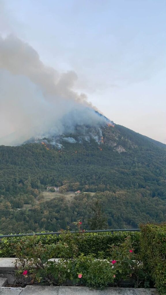 incendio tignale brescia