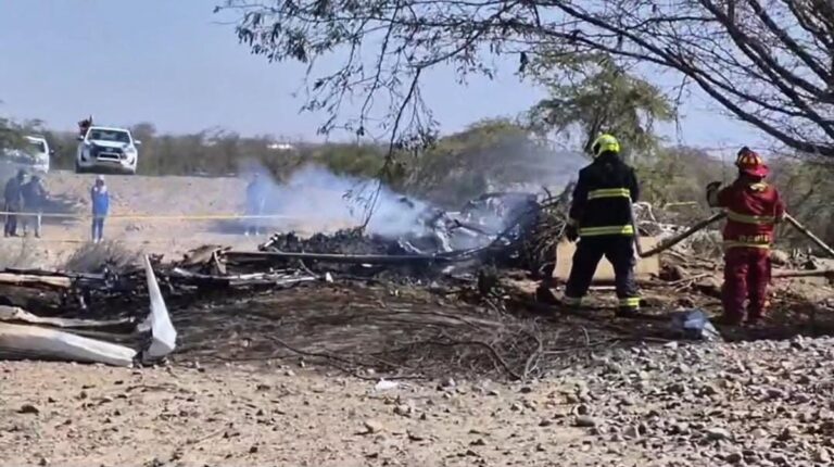 incidente aereo perù