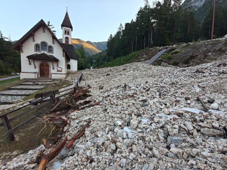 maltempo frana val di fiemme