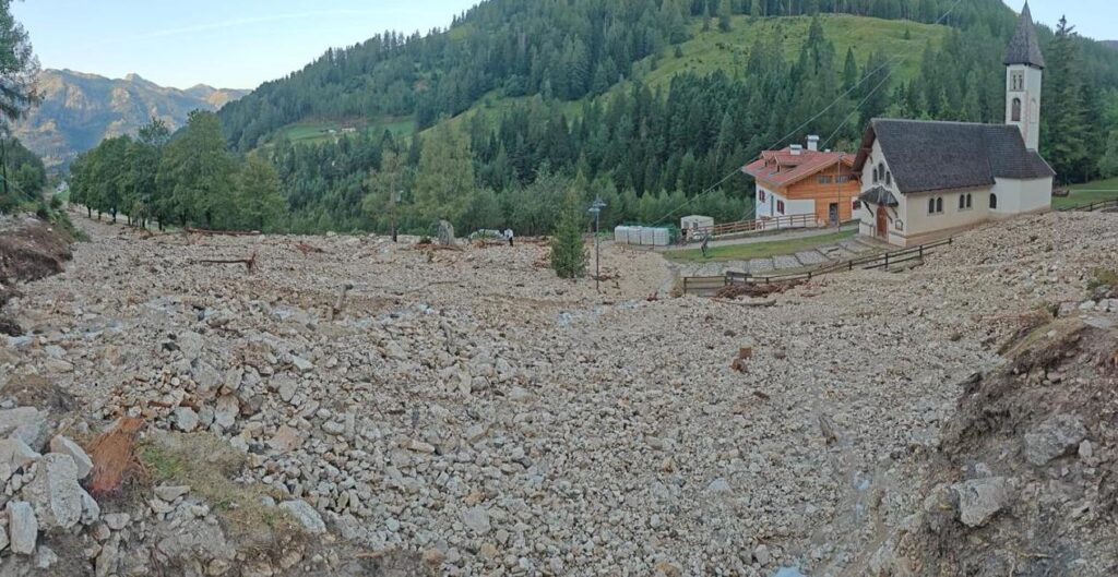 maltempo frana val di fiemme