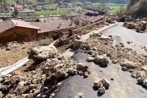 maltempo frane lombardia