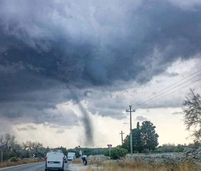 maltempo tornado puglia