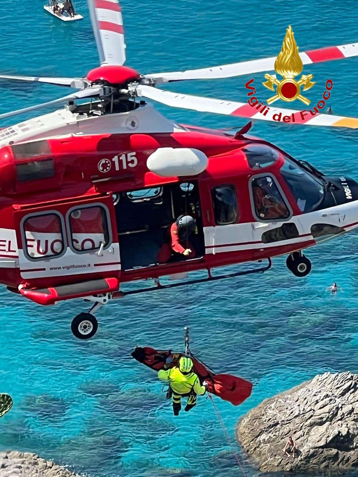 salvataggio elicottero capo vaticano (1)