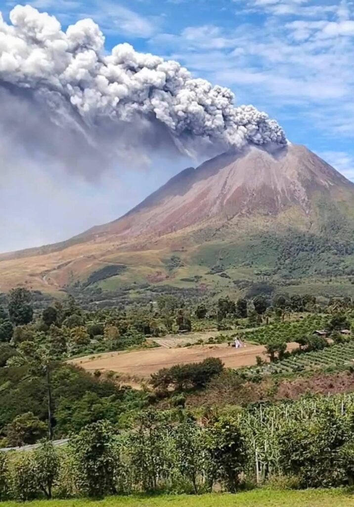 sinabung indonesia
