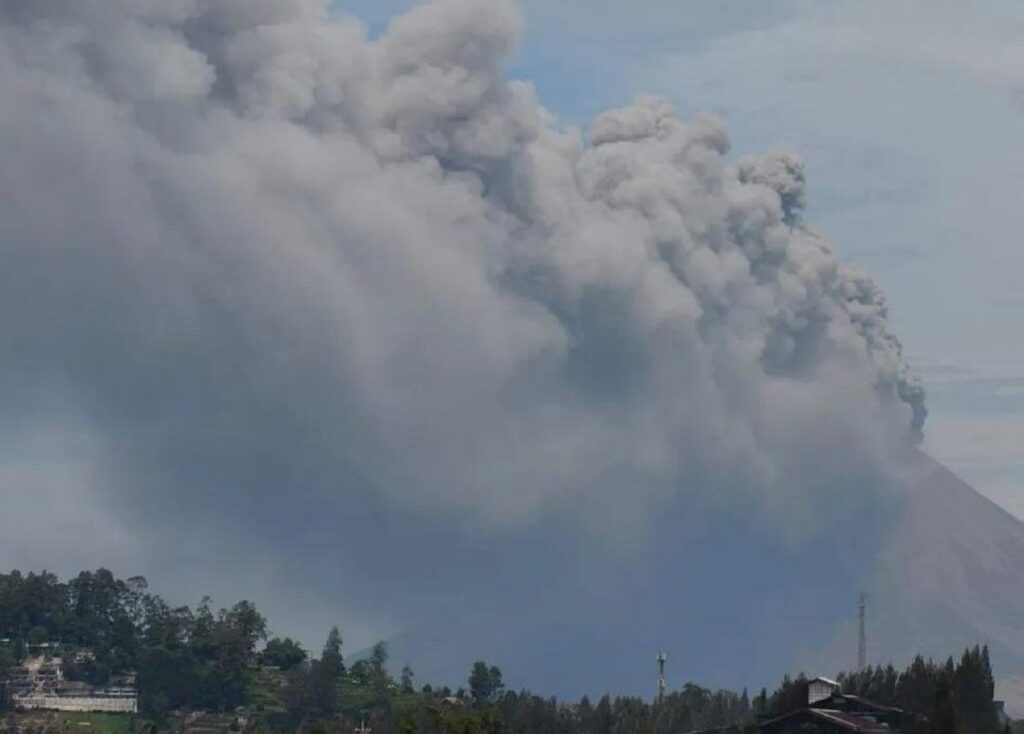 sinabung indonesia