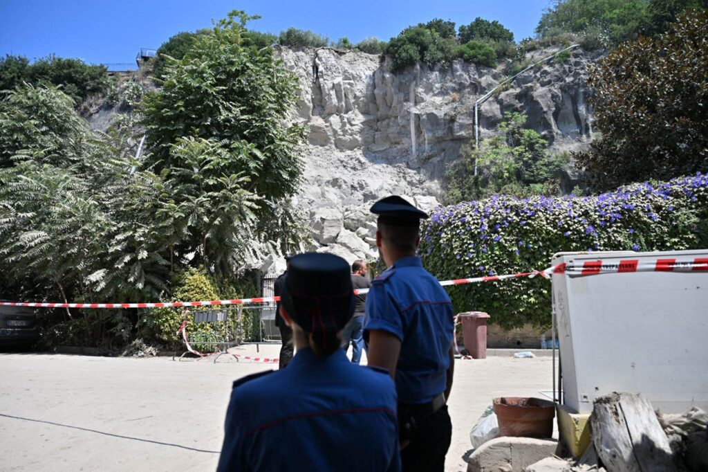 terremoto campi flegrei