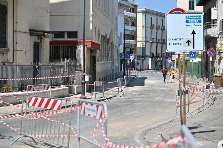 terremoto campi flegrei