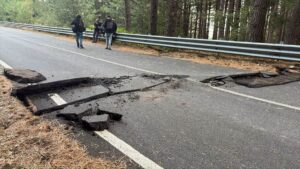 terremoto etna faglia pernicana (7)