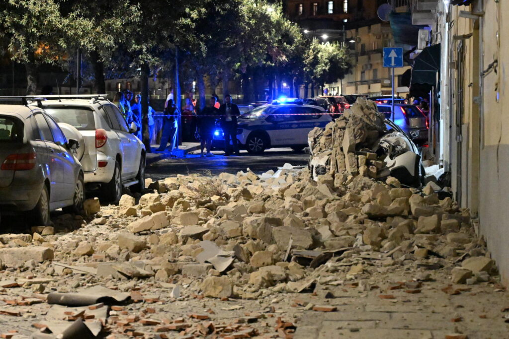 terremoto pozzuoli campi flegrei