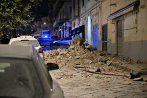 terremoto pozzuoli campi flegrei