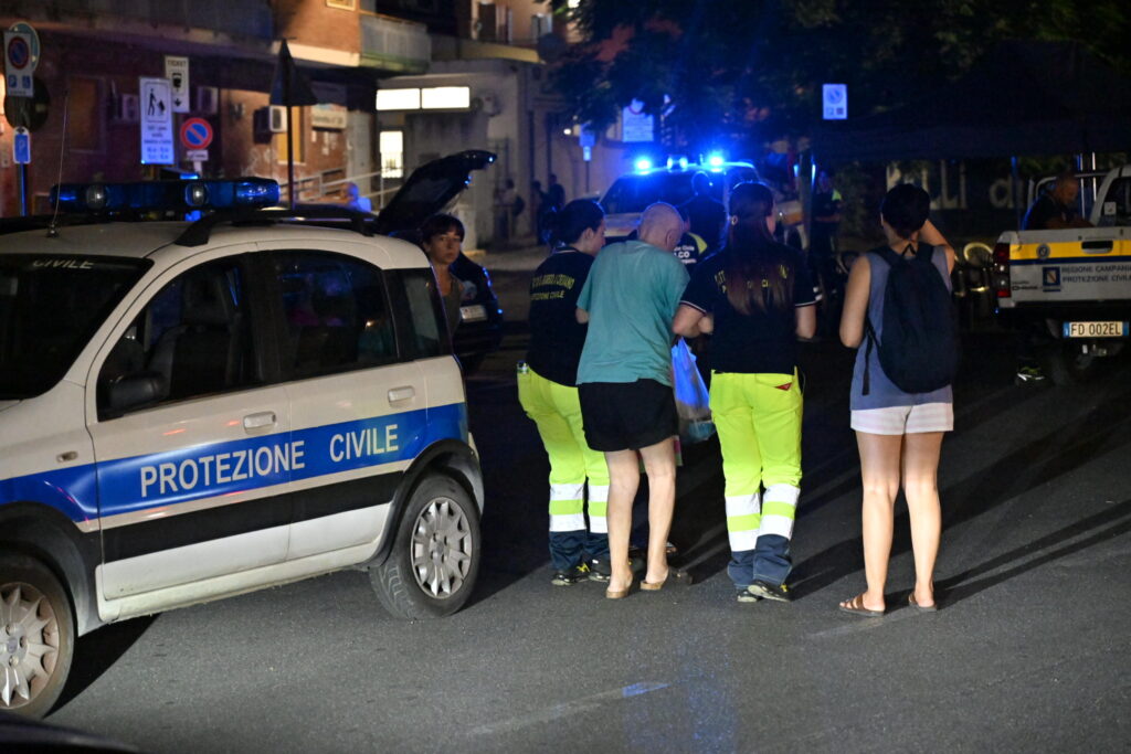 terremoto pozzuoli campi flegrei