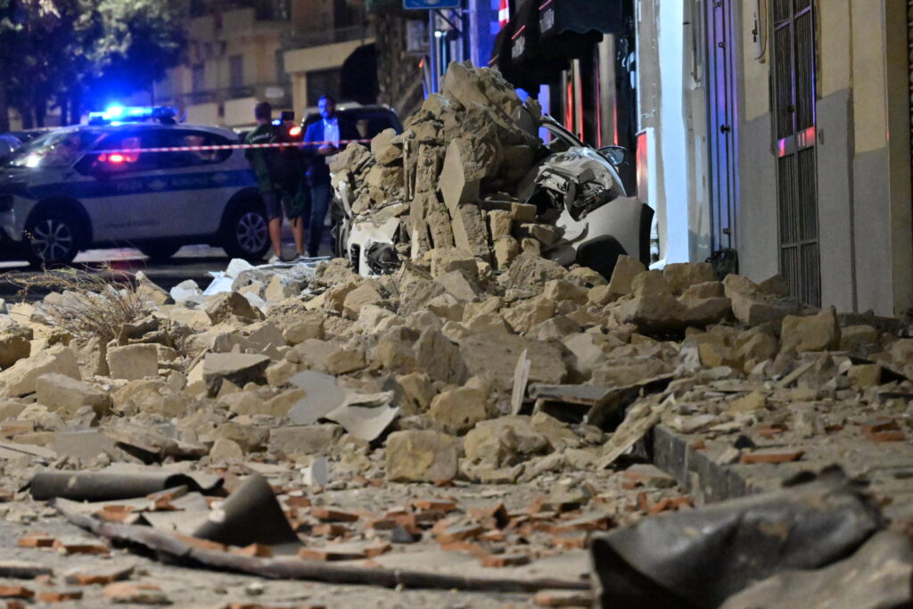 terremoto pozzuoli campi flegrei