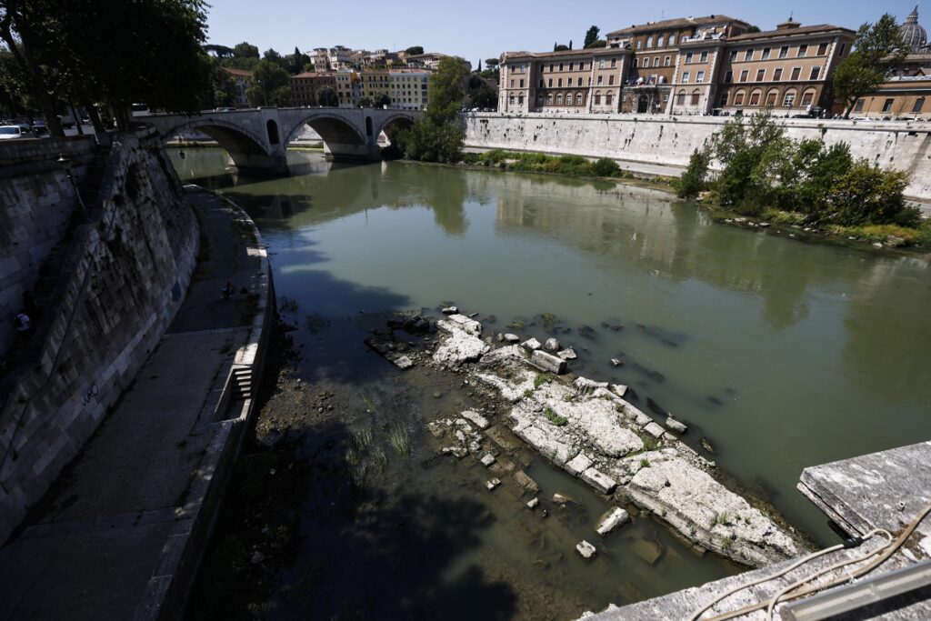 tevere ponte neroniano