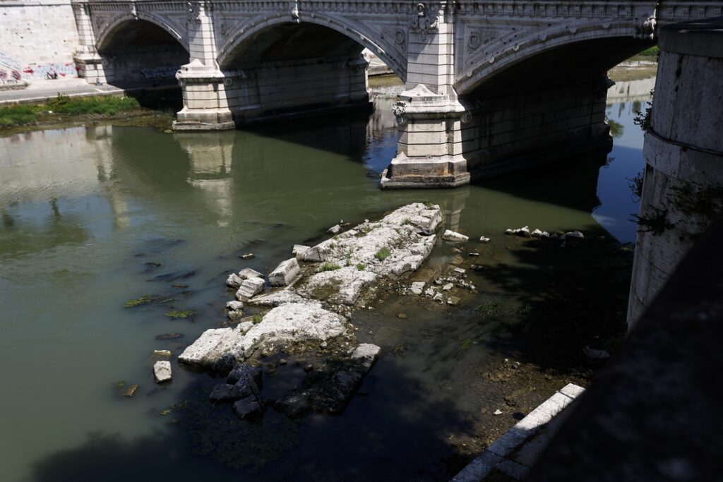 tevere ponte neroniano