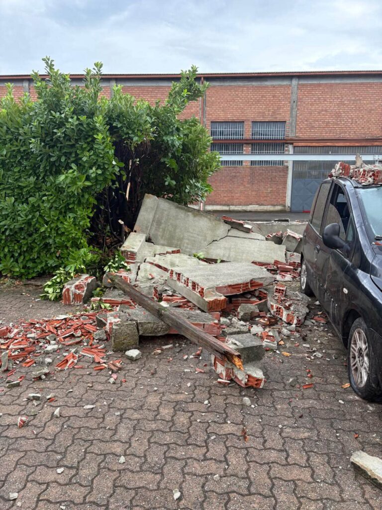 tornado chivasso danni