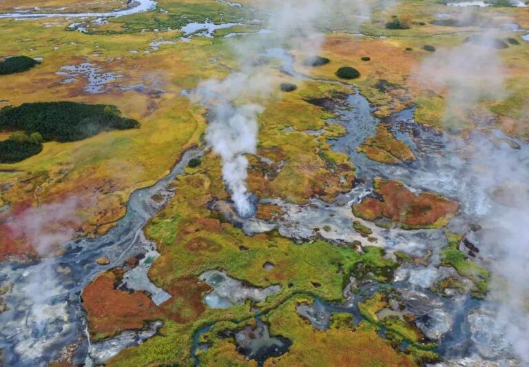 valle dei geyser russia