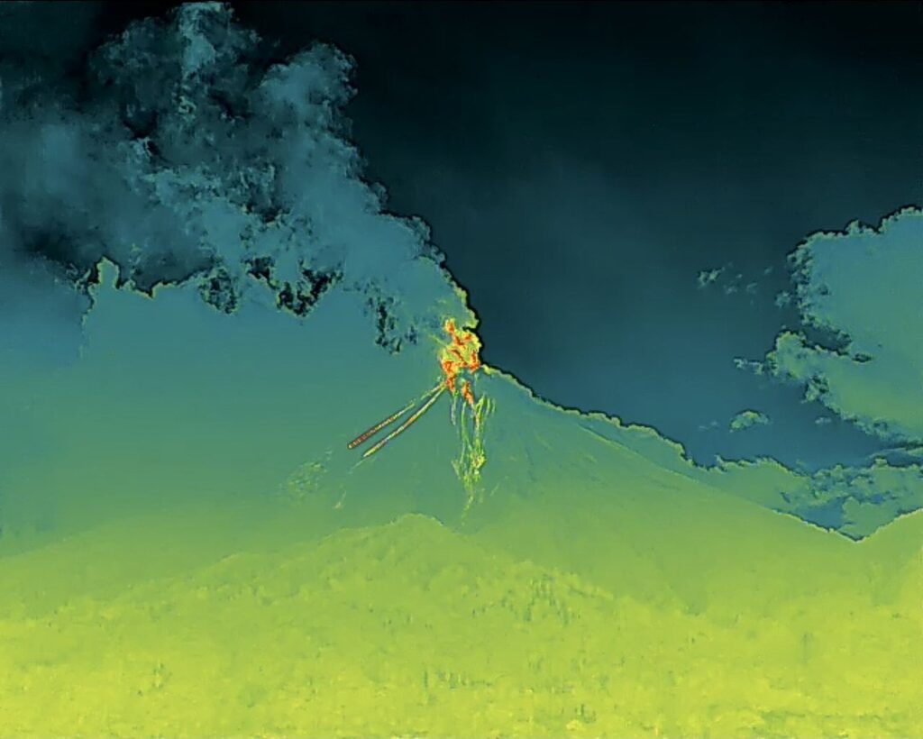 vulcano fuego guatemala