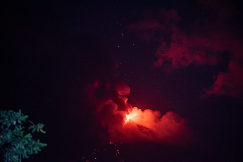 vulcano fuego guatemala