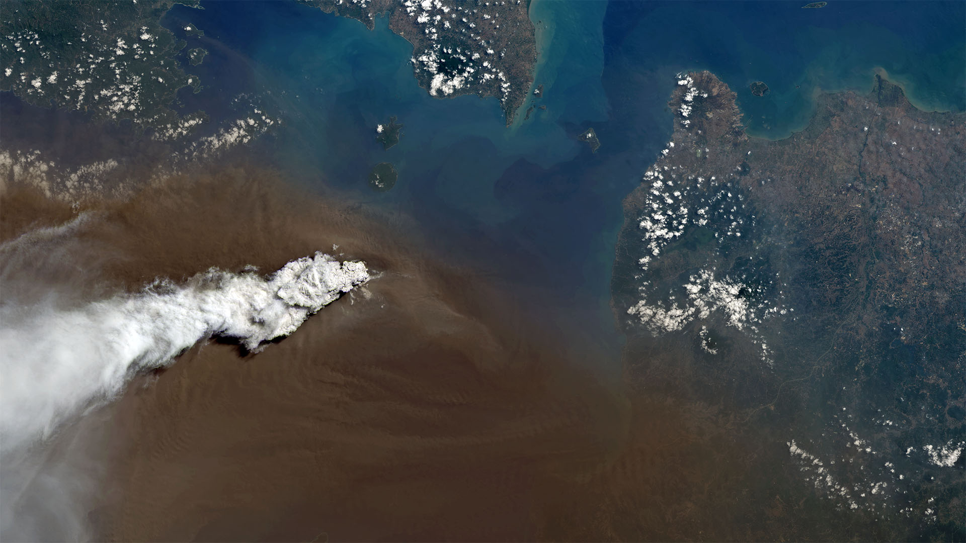 Anak Krakatau