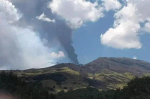 Eruzione Etna aeroporto Catania