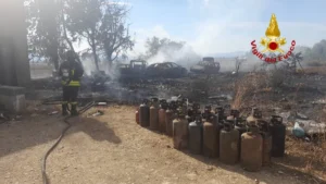 incendio sestu sardegna