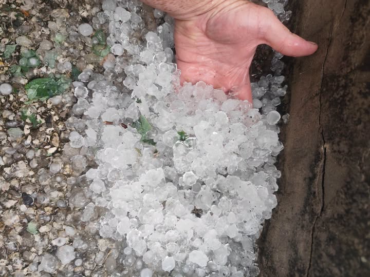 maltempo grandine Borgo Tossignano emilia romagna