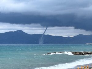 maltempo tromba marina liguria