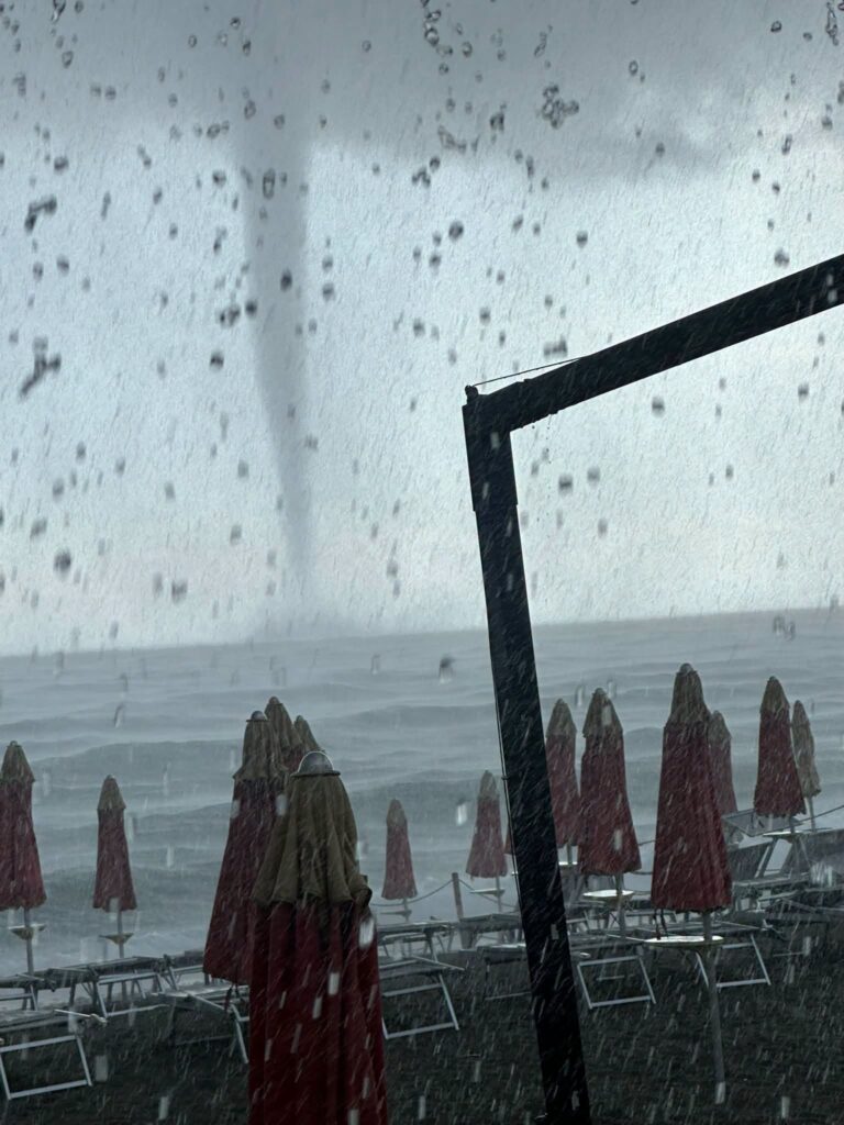maltempo tromba marina varazze liguria